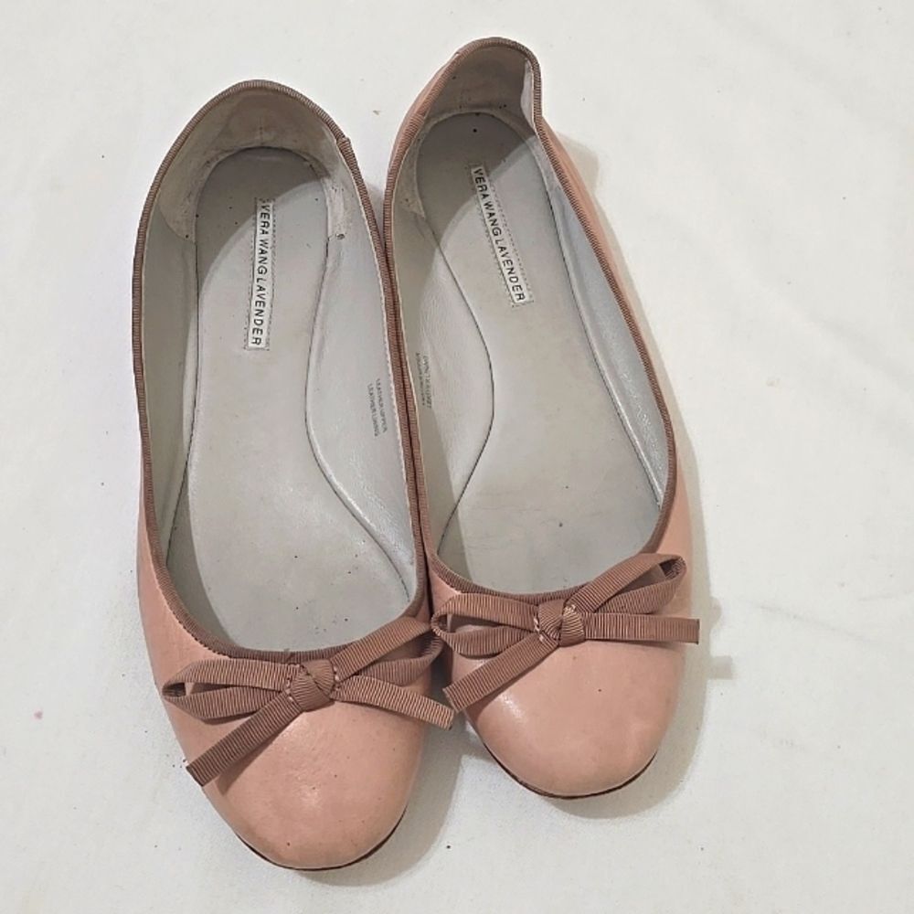Vera Wang Lavender Label flats 9.5US‎